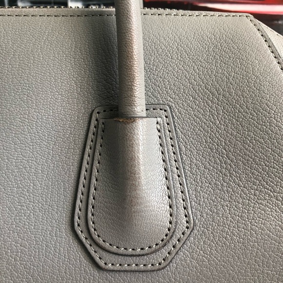 Givenchy Grey Medium Antigona Bag - Picture 14 of 15